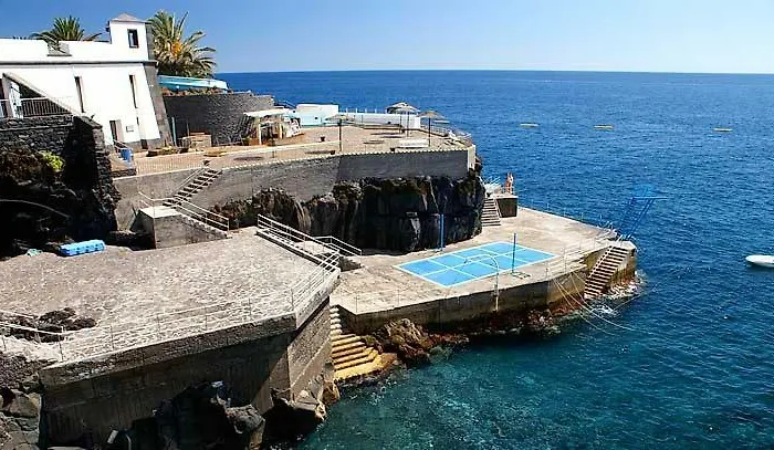 Rodrigues * Funchal
