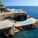 Rodrigues * Funchal (Madeira)